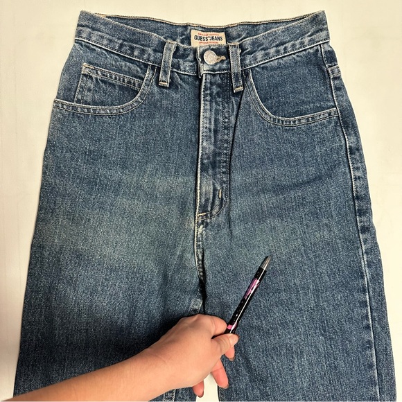 Vintage Guess Jeans - Picture 9 of 11